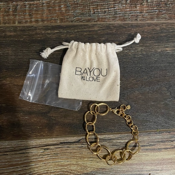 Medium Oval Chain Bracelet from Bayou with Love - Picture 4 of 4